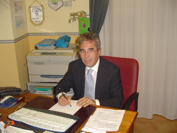 CONFESERCENTI SUL SUOLO PUBBLICO AD IBLA: “CONTRO IL PRESUNTO ABUSIVISMO SOLUZIONI MENO RIGIDE”