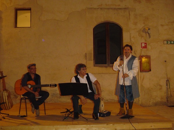 L’ASSOCIAZIONE MUSICARTE PRESENTA “ARTE AL CENTRO”