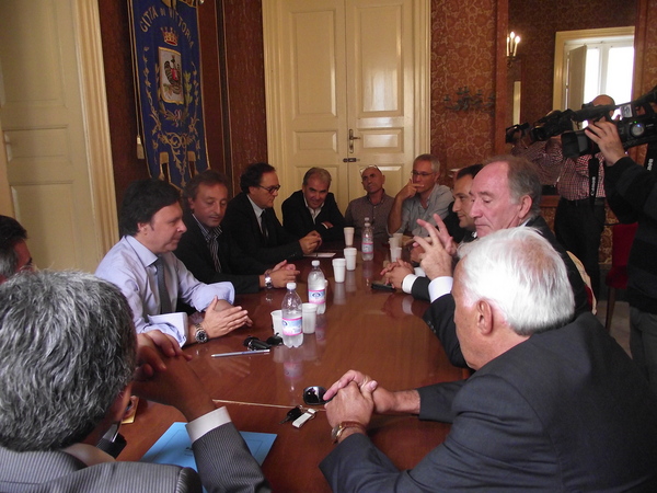 IL PRESIDENTE GAMBUZZA INCONTRA IL SINDACO NICOSIA
