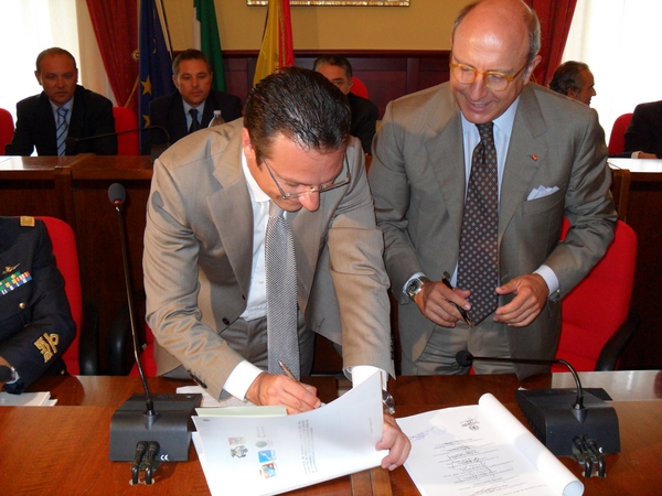 AEROPORTO, LA PRIMA PARTE DEL SEDIME PASSA AL COMUNE DI COMISO