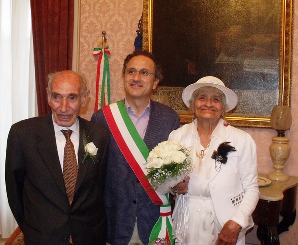 DUE OTTANTENNI SPOSI A MODICA
