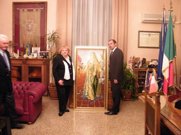 ROSALBA RUGGIERI DONA DUE DIPINTI AL COMUNE DI RAGUSA
