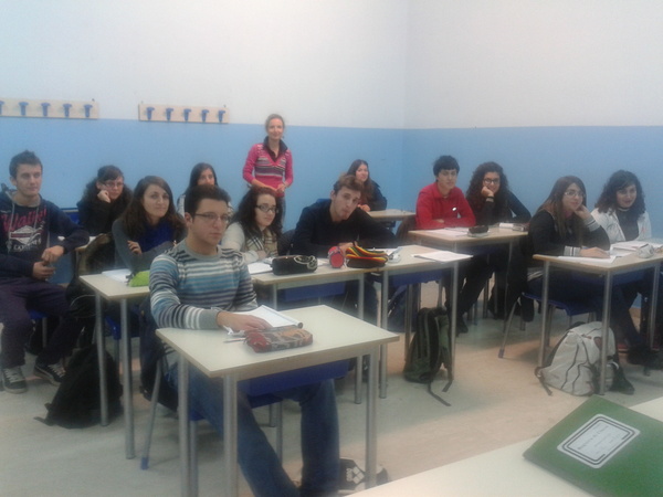 SFORNIAMO ATTRAVERSO LA PREPARAZIONE I PROFESSIONISTI DI DOMANI