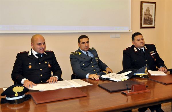 PRESENTATI IN CONFERENZA STAMPA I DETTAGLI DELLA MAXI TRUFFA AI DANNI DELL’U.E.