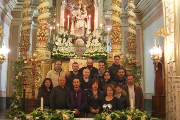 UN BALDACCHINO FLOREALE