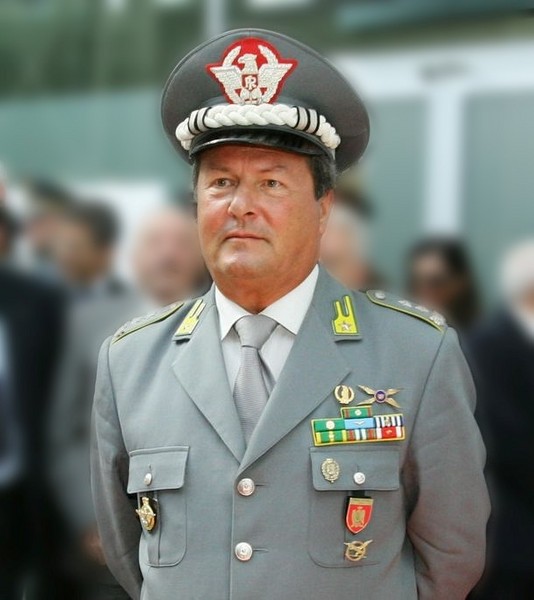 IL COMANDANTE REGIONALE  DELLA GUARDIA DI FINANZA IN VISITA A RAGUSA