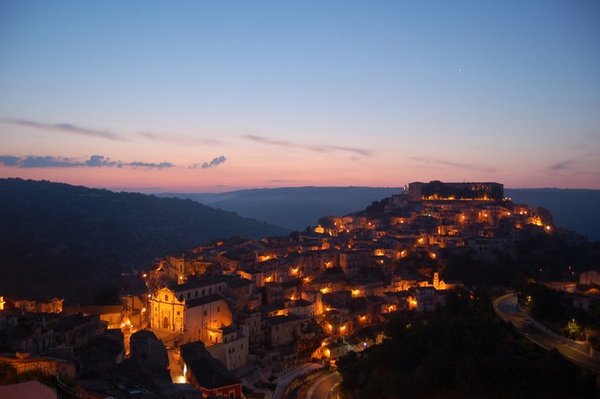 Estate Iblea 2019: il programma in questi giorni a Marina di Ragusa, Ibla, Ragusa, ed al Castello di Donnafugata