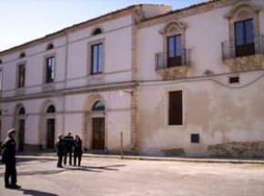 UNIVERSITÀ A RAGUSA: SASÀ CINTOLO INTERVIENE IN SEGUITO ALLE LAMENTELE DI ANGELICA