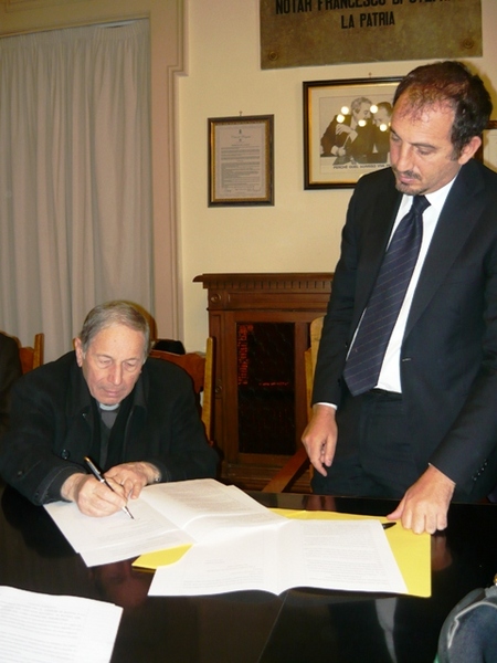 UN PROTOCOLLO D’INTESA PER IL RESTAURO DEL CORO LIGNEO DEL PRESBITERIO