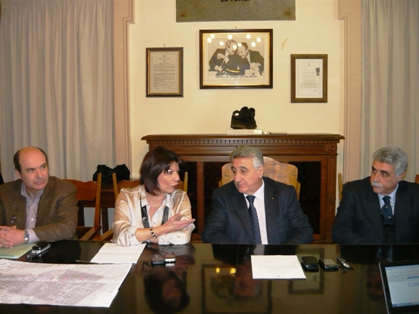 I CENTRI COMMERCIALI NATURALI RAPPRESENTANO UN’OCCASIONE DI RILANCIO PER LA NOSTRA ECONOMIA