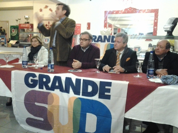GRANDE SUD POZZALLO: PRESENTATO IL CANDIDATO A SINDACO MANENTI