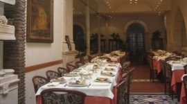 BILIONER RESTAURANT: SULLA STORICA ORTIGIA UN RISTORANTE MEDITERRANEO
