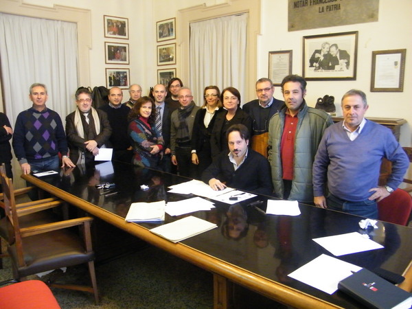 INCONTRO AL COMUNE PER I SERVIZI SOCIALI