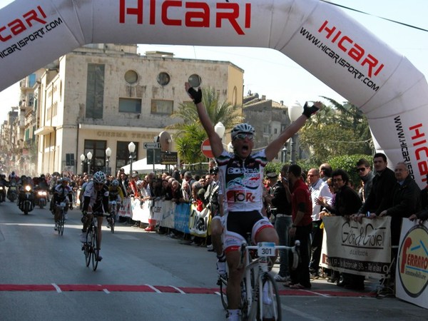 SALVATORE COCO VINCE LA GRANFONDO DI SCICLI