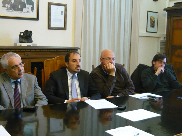 IL MUOS E IL DIMENSIONAMENTO DELLA RETE SCOLASTICA GLI ARGOMENTI TRATTATI DALLA CONFERENZA DEI SINDACI