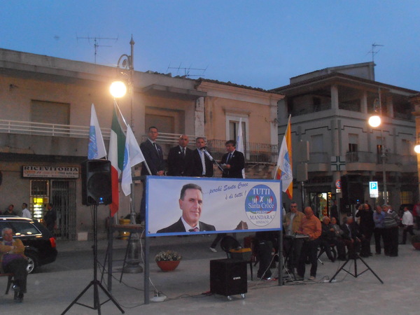 PIERO MANDARA’ HA ESPOSTO IL SUO PROGRAMMA AI SANTACROCESI