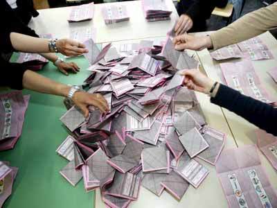 PRESENTATE TUTTE LE LISTE PER LE AMMINISTRATIVE