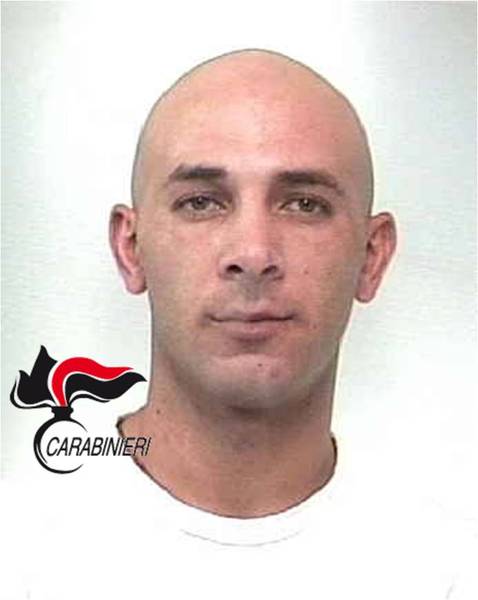 GUIDA SENZA PATENTE: ARRESTATO SORVEGLIATO SPECIALE