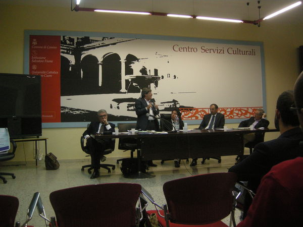 L’ASSOCIAZIONE TERRITORIO E IL DIBATTITO DAL TEMA “OLTRE LA CRISI DEI PARTITI”