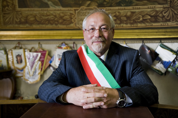SCICLI, FRANCO SUSINO SI E’ INSEDIATO
