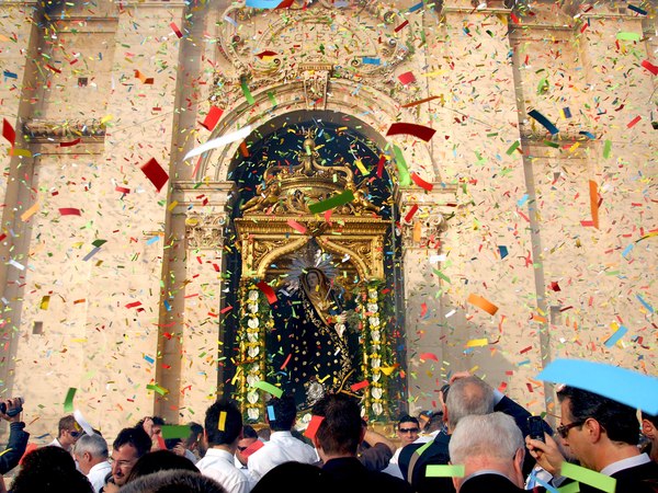 COMISO E’ IN FESTA, AL VIA LE CELEBRAZIONI IN ONORE DI MARIA SANTISSIMA ADDOLORATA
