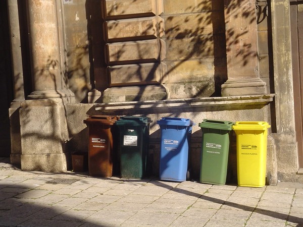 Lo sforzo di molti rovinato dalla pigrizia di pochi. Il punto sulla differenziata a Comiso dell’Assessore Vittoria