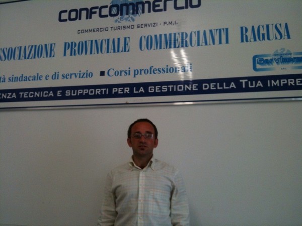 RAGUSA, NUOVE TARIFFE PER I TASSAMETRI: IL SINDACATO PROVINCIALE TAXI HA INCONTRATO I RAPPRESENTANTI DELL’AMMINISTRAZIONE COMUNALE
