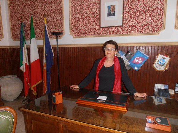 FRANCA IURATO E’ STATA PROCLAMATA SINDACO DI S.CROCE