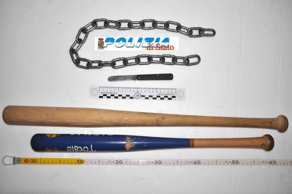 SENZA SOSTA I CONTROLLI DELLA POLIZIA A VITTORIA