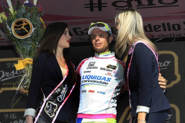 CARUSO IN LUCE AL GIRO D’ITALIA
