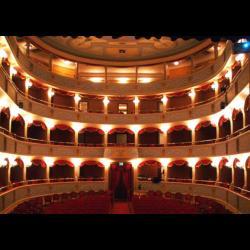 VA IN SCENA “PRIMA LA MUSICA, POI LE PAROLE”