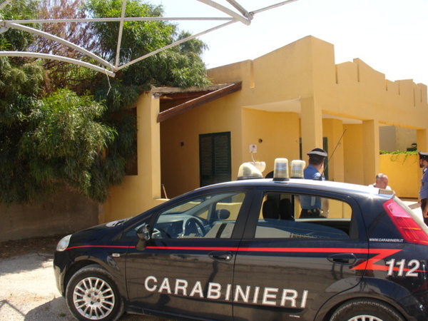 RAGUSA: IN VACANZA NELLA VILLA CONFISCATA