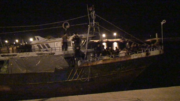 ARRESTATI 18 EXTRACOMUNITARI RESPONSABILI DELLO SBARCO DI 54 CLANDESTINI DI NAZIONALITÀ EGIZIANA