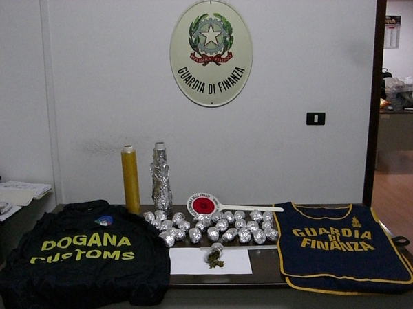 POZZALLO: ARRESTATO EXTRACOMUNITARIO IN POSSESSO DI 700 GRAMMI DI SOSTANZA STUPEFACENTE
