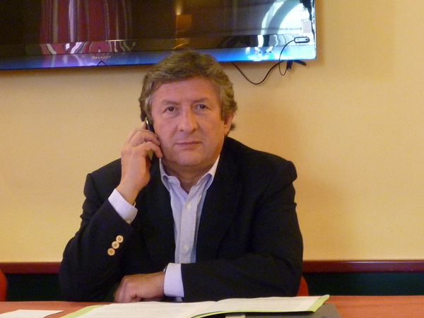 Nonostante Miccichè, Leontini è  ufficialmente europarlamentare.