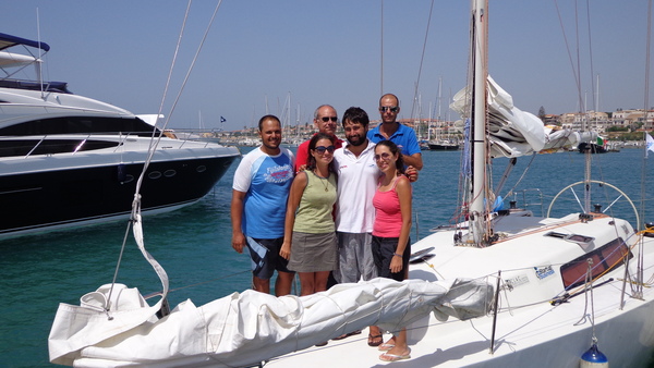 AL PORTO TURISTICO DI MARINA DI RAGUSA LA PROVA IN MARE DELL’IMBARCAZIONE “MARIBELLE615”
