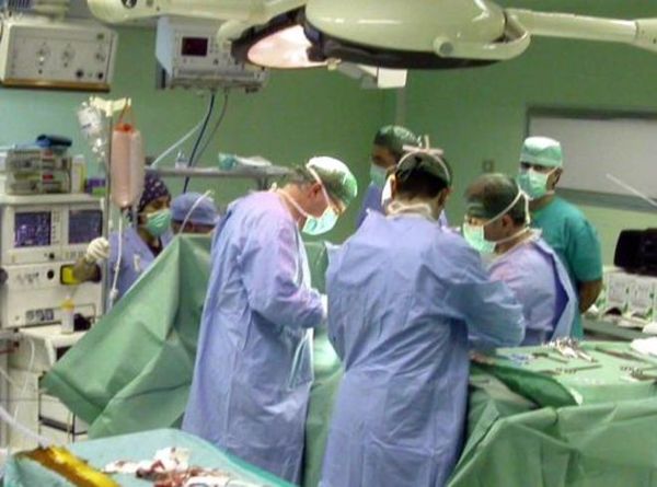 Donazione organi, prelievo nella notte al Cannizzaro di Catania. Fegato a Milano, reni e cornee a Palermo per donare vita