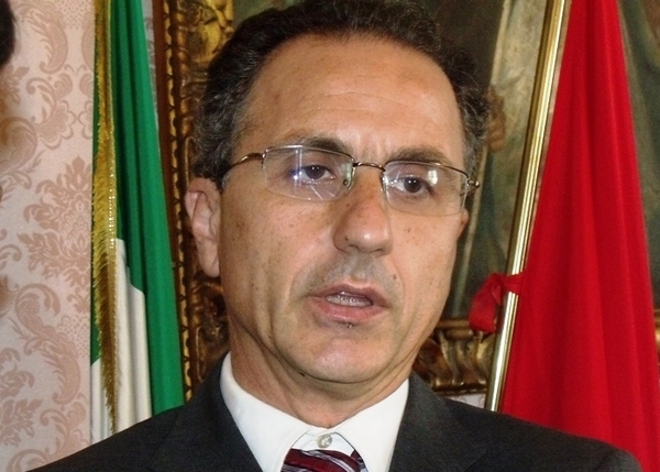 MODICA, IL SINDACO BUSCEMA INCONTRA I DIPENDENTI DELLA SPM E SPIEGA LA CRITICA SITUAZIONE FINANZIARIA DEI COMUNI