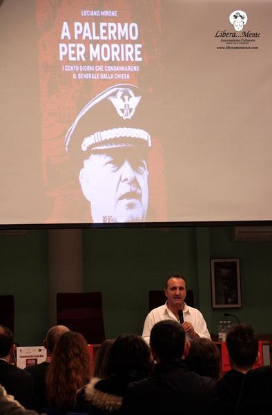 S.CROCE, BIBLIOTECA GREMITA PER LUCIANO MIRONE