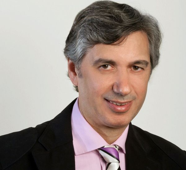 DI MAURO: OCCORRONO ALTRI DEFIBRILLATORI