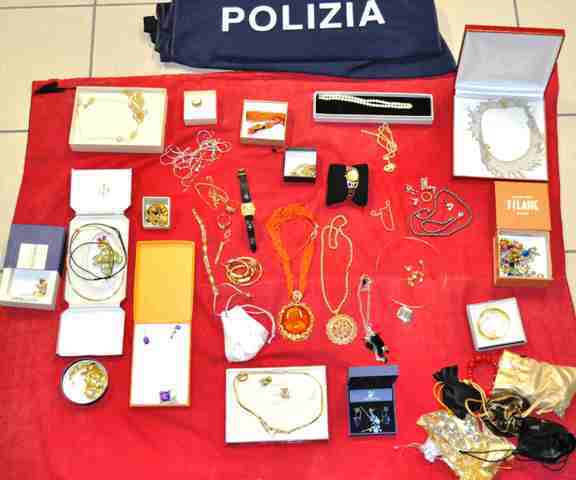 ARRESTATI DALLA POLIZIA DI STATO DUE MESSINESI ED UN RUMENO