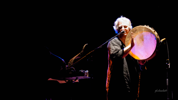 ALFIO ANTICO AL TEATRO DONNAFUGATA: I TAMBURI CHE PARLANO DI SICILIA