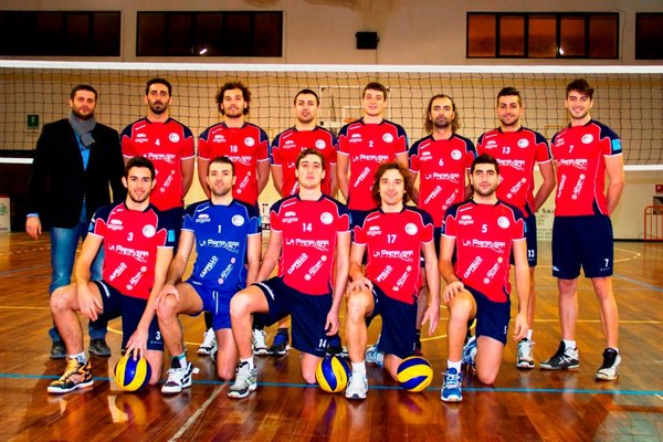 IN CASA NON SI PASSA… IL GIARRATANA VOLLEY FERMA PURE I ROMANI