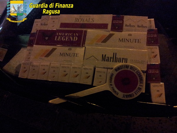 VITTORIA: CORRIERE DI SIGARETTE FERMATO DALLA GUARDIA DI FINANZA