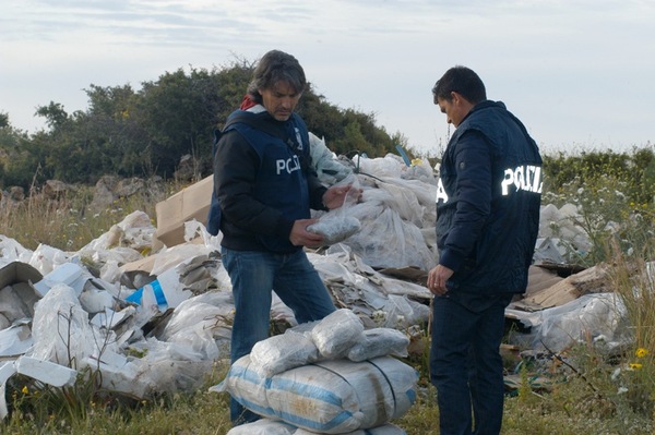 FERMATO DALLA SQUADRA MOBILE UN ALBANESE INCENSURATO RESIDENTE A SCICLI