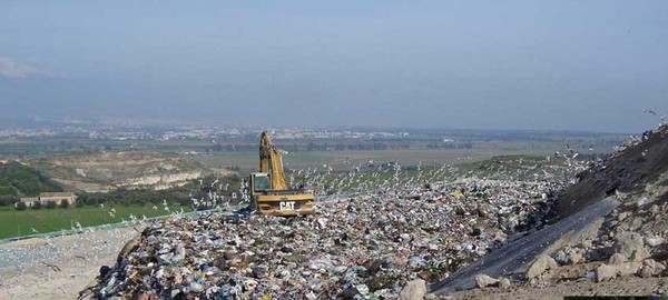 Dipendenti di Cava dei Modicani in sciopero, a Ragusa potrebbero esserci disservizi per il ritiro della plastica