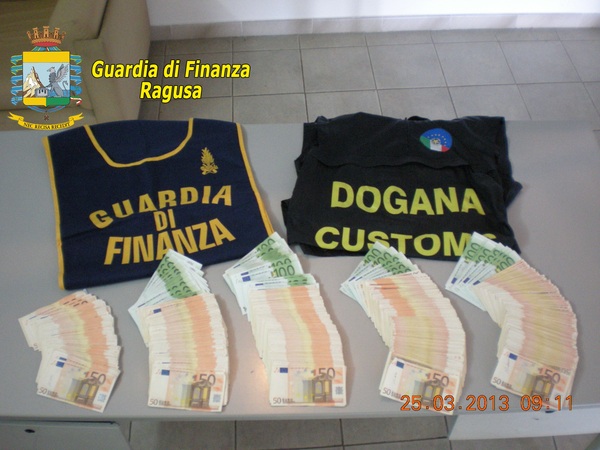 POZZALLO: SEQUESTRANO AD UN CITTADINO LIBICO 30.000 EURO IN CONTANTI
