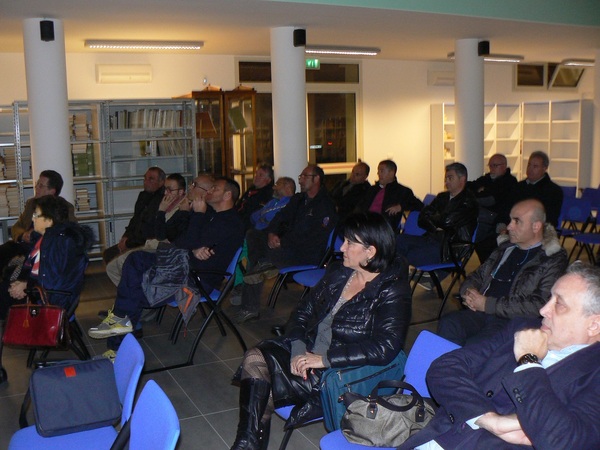 UN QUESTIONARIO PER LE IMPRESE DI SANTA CROCE CAMERINA