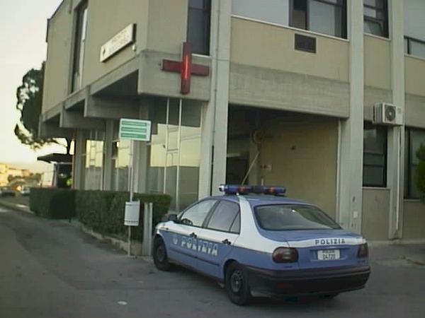 VITTORIA: RAGAZZINA LITIGA CON MADRE E SI LANCIA NEL VUOTO