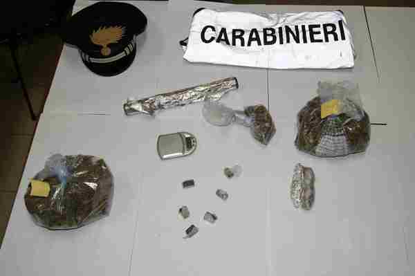 DROGA A VITTORIA: ARRESTATO LAVAGGISTA